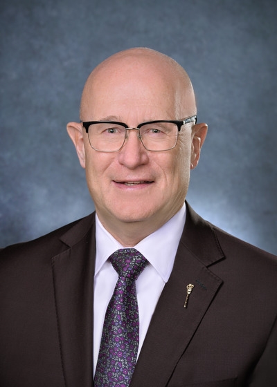 Hon. Warren Kaeding